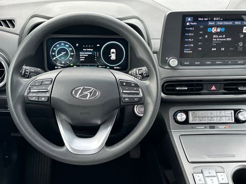 Used 2023 Hyundai Kona SE FWD image 14