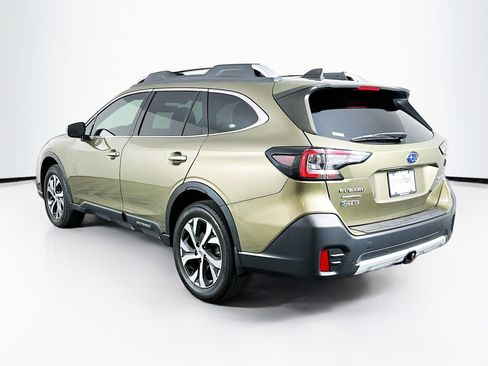 Used 2021 Subaru Outback Touring XT AWD/4WD image 5