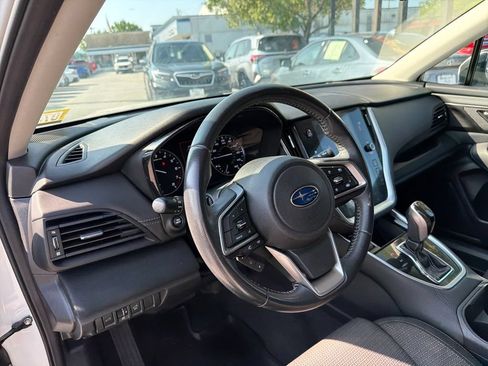 Used 2021 Subaru Outback Premium AWD/4WD image 17
