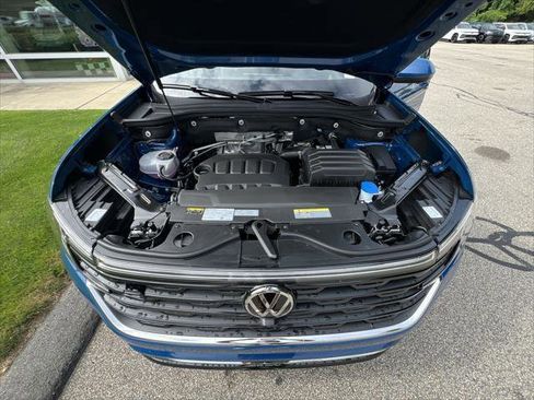 New 2025 Volkswagen Atlas Cross Sport SEL Premium R-Line AWD/4WD image 25