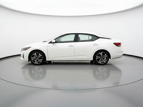 Used 2024 Nissan Sentra SV image 5