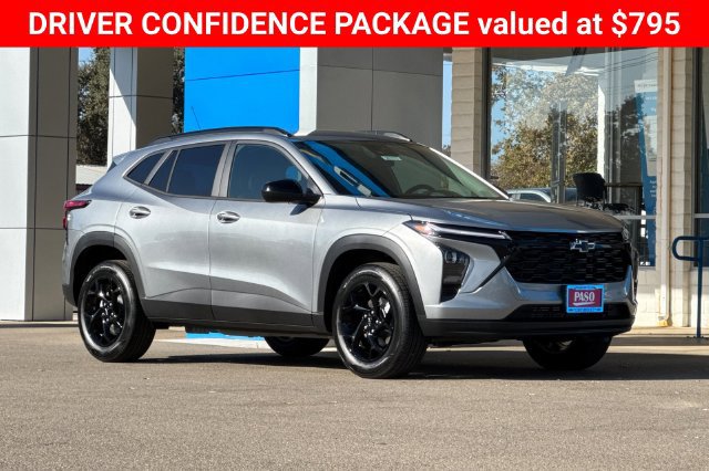 New 2026 Chevrolet Trax LT w/ Driver Confidence Package FWD image 2