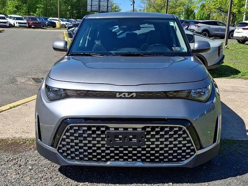 Certified 2025 Kia Soul EX FWD image 2