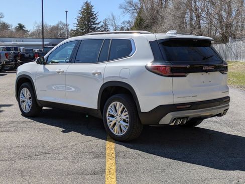 New 2026 GMC Acadia Elevation image 5
