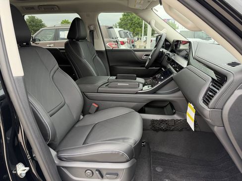 New 2026 INFINITI QX80 Luxe w/ Cargo Package AWD/4WD image 24