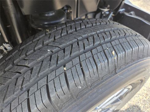 New 2025 Jeep Gladiator Sport image 57