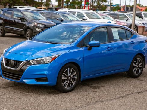 Used 2021 Nissan Versa SV FWD image 8