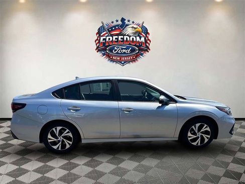 Used 2024 Subaru Legacy Premium AWD/4WD image 3