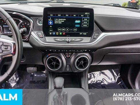 Used 2025 Chevrolet Blazer LT FWD image 40