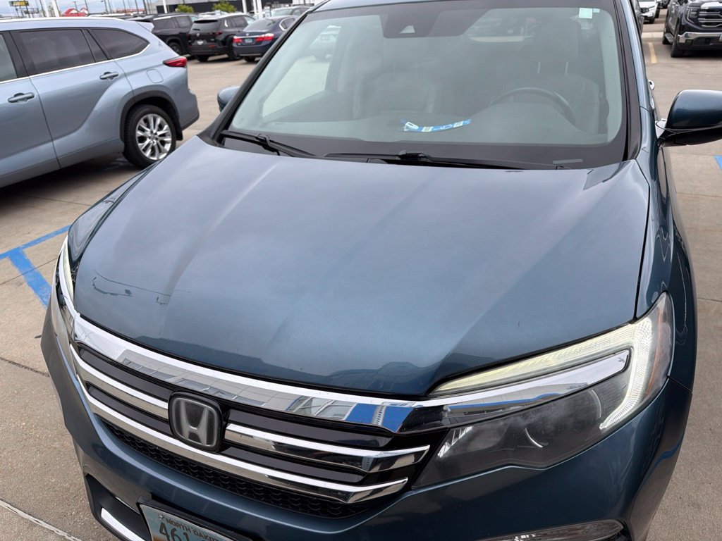 Used 2016 Honda Pilot Touring image 9
