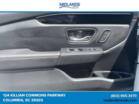 Certified 2025 Honda Pilot TrailSport image 17
