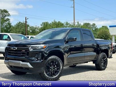 New 2025 Chevrolet Colorado Z71 w/ Midnight Edition