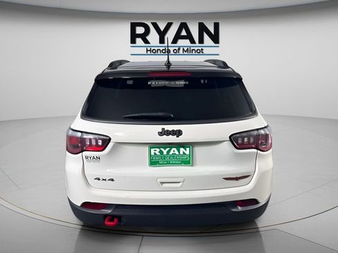 Used 2020 Jeep Compass Trailhawk image 7