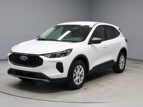 Certified 2025 Ford Escape Active image 6