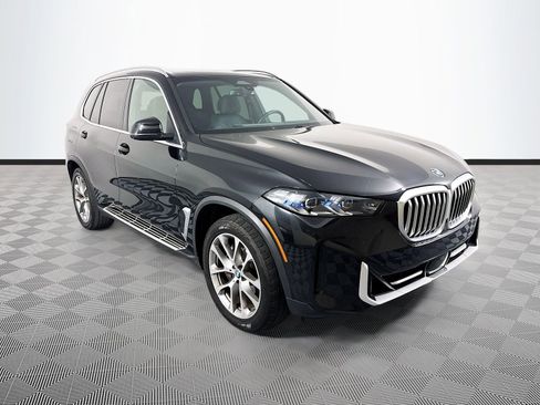 Used 2024 BMW X5 xDrive40i AWD/4WD image 1