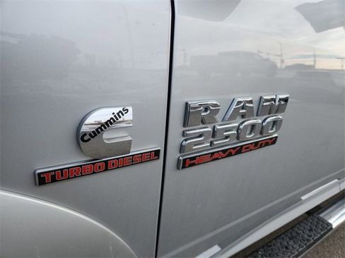 Used 2014 RAM 2500 Laramie w/ Convenience Group image 30