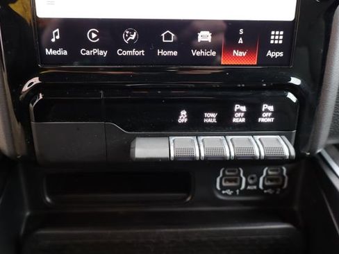 Used 2023 RAM 1500 Big Horn AWD/4WD image 28
