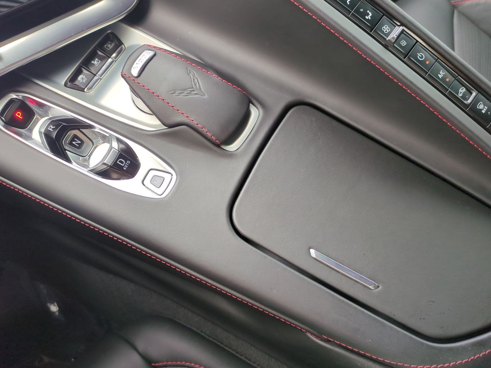 Used 2021 Chevrolet Corvette Stingray Premium Cpe w/ Z51 Performance Package RWD image 49