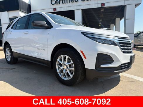 Used 2023 Chevrolet Equinox LS w/ Driver Confidence II Package AWD/4WD image 1
