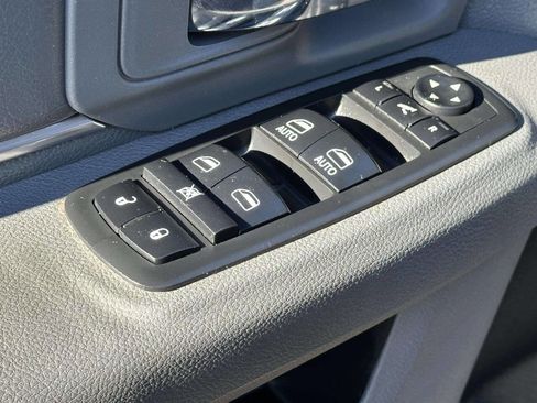 Used 2018 RAM 1500 Big Horn image 12