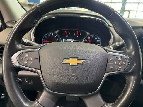 Used 2019 Chevrolet Traverse LT image 19