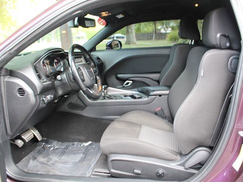 Used 2021 Dodge Challenger R/T Scat Pack w/ Driver Convenience Group image 8