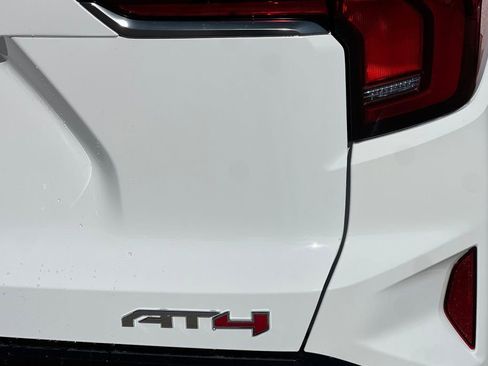New 2026 GMC Terrain AT4 w/ Technology Package II AWD/4WD image 22