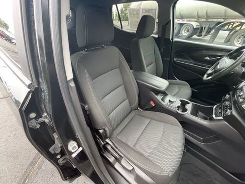 Used 2023 GMC Terrain SLE w/ Driver Convenience Package FWD image 27