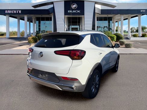 Used 2022 Buick Encore GX Essence w/ Experience Buick Package AWD/4WD image 2