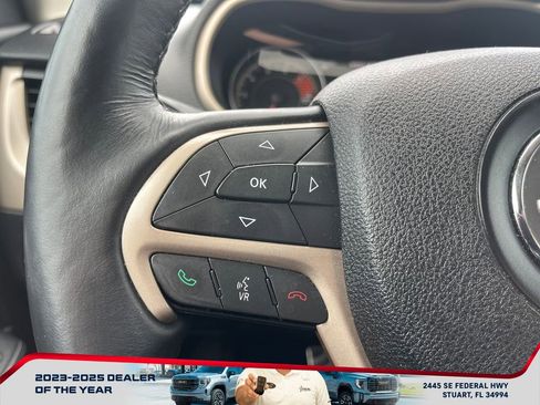 Used 2016 Jeep Cherokee Limited w/ Luxury Group image 26