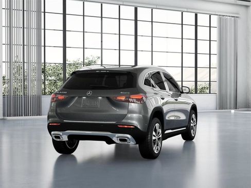 New 2026 Mercedes-Benz GLA 250 4MATIC image 23