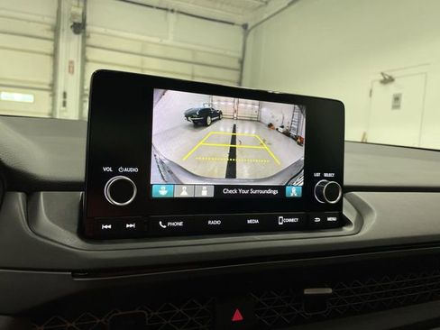 Used 2024 Honda Accord EX image 25