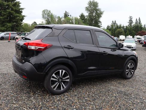 Used 2020 Nissan Kicks SV FWD image 5