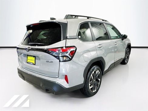 New 2026 Subaru Forester Touring AWD/4WD image 5