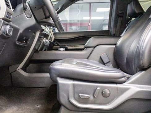 Used 2021 Ford Expedition XLT image 10