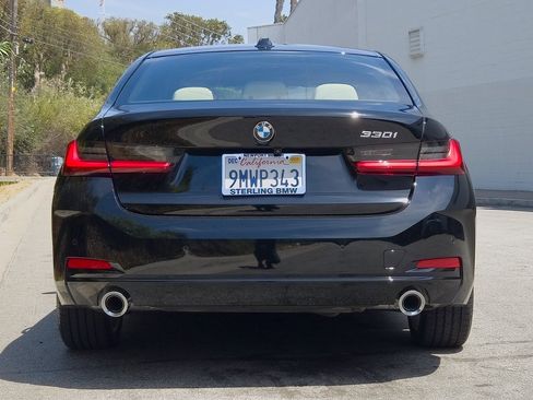 Used 2025 BMW 330i Sedan w/ Convenience Package image 6