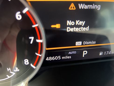 Used 2023 Nissan Rogue SV AWD/4WD image 4