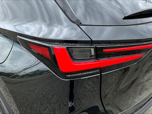 Used 2025 Lexus NX 350h AWD w/ Accessory Package (2T) image 23