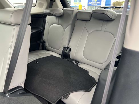 Certified 2024 Honda Pilot Elite image 26