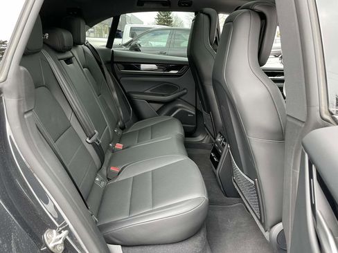 Used 2024 Porsche Macan 4 Electric image 23