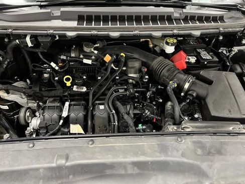 Used 2024 Ford Edge SEL image 34