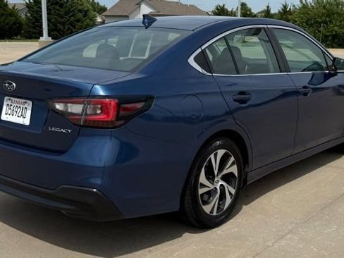 Used 2022 Subaru Legacy Premium AWD/4WD image 7