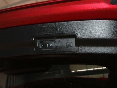 Used 2023 Ford Explorer XLT w/ Equipment Group 202A image 37