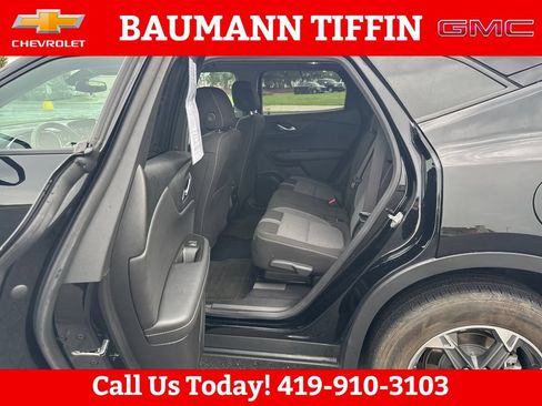 Used 2025 Chevrolet Blazer LT FWD image 26