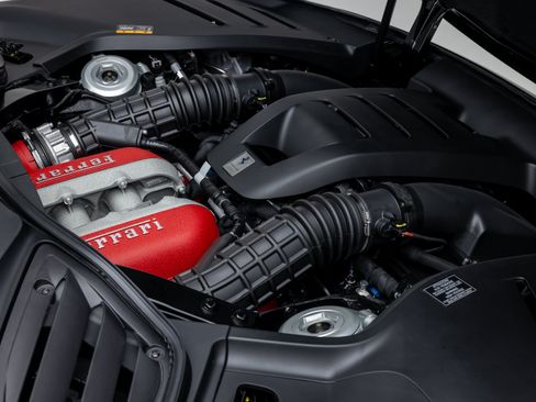Used 2026 Ferrari Purosangue AWD/4WD image 19