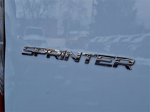 Used 2025 Mercedes-Benz Sprinter 2500 image 29