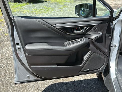 Certified 2023 Subaru Outback Limited AWD/4WD image 11