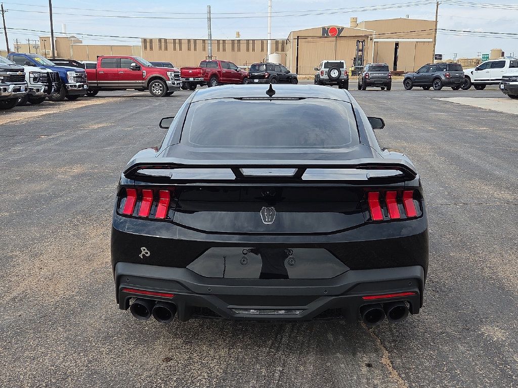 Used 2026 Ford Mustang Dark Horse RWD image 4