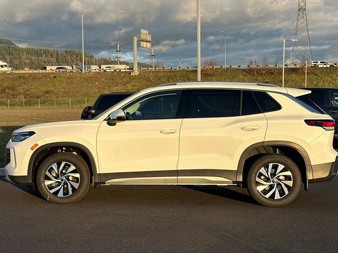 New 2026 Volkswagen Tiguan S AWD/4WD image 6