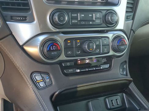 Used 2018 Chevrolet Tahoe Premier image 18